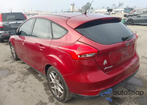 2015 Ford Focus Se z USA, uszkodzony, nr VIN 1FADP3K20FL362713